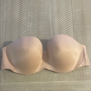 Victoria's Secret Strapless Smooth Nude/Pink Bra